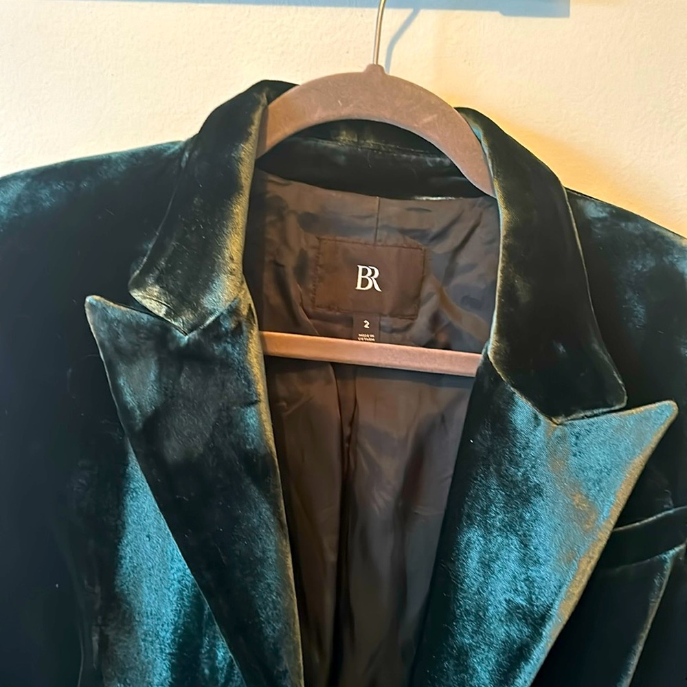 Velvet Banana Republic blazer. Holiday 2023 collection. Size 2, exquisite